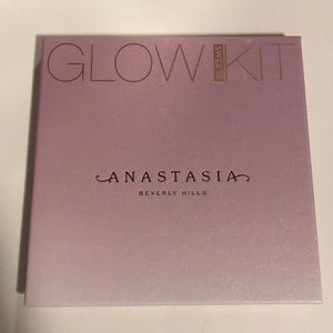 Anastasia Beverly Hills Glow Kit | Sweets